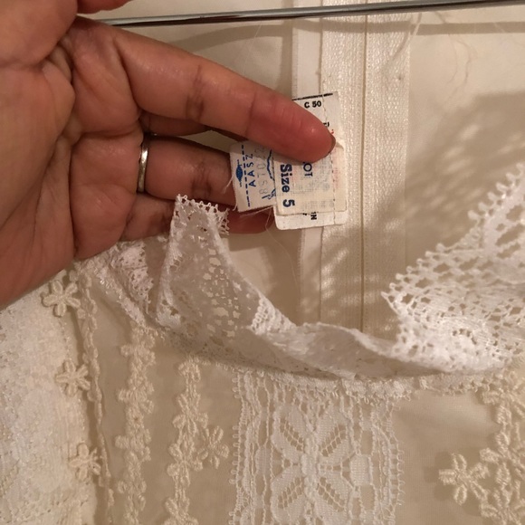 Vintage Victorian Wedding dress - Picture 5 of 8